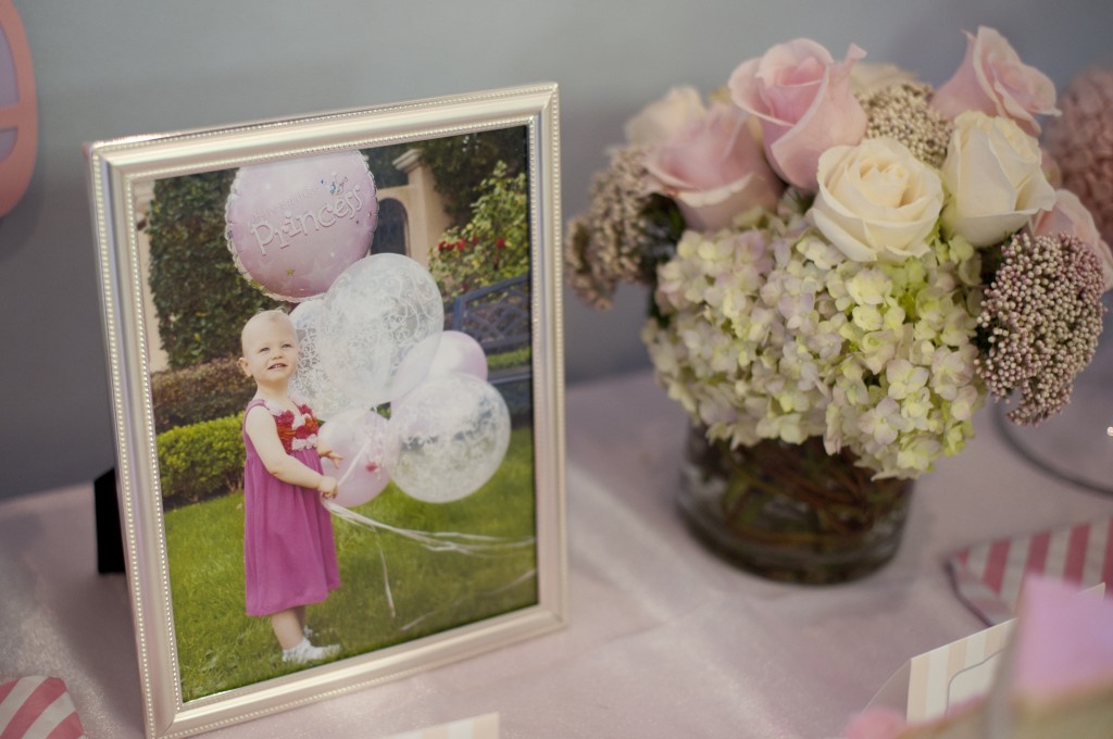 2 10 tip for planning the perfect party sign in book personal photos