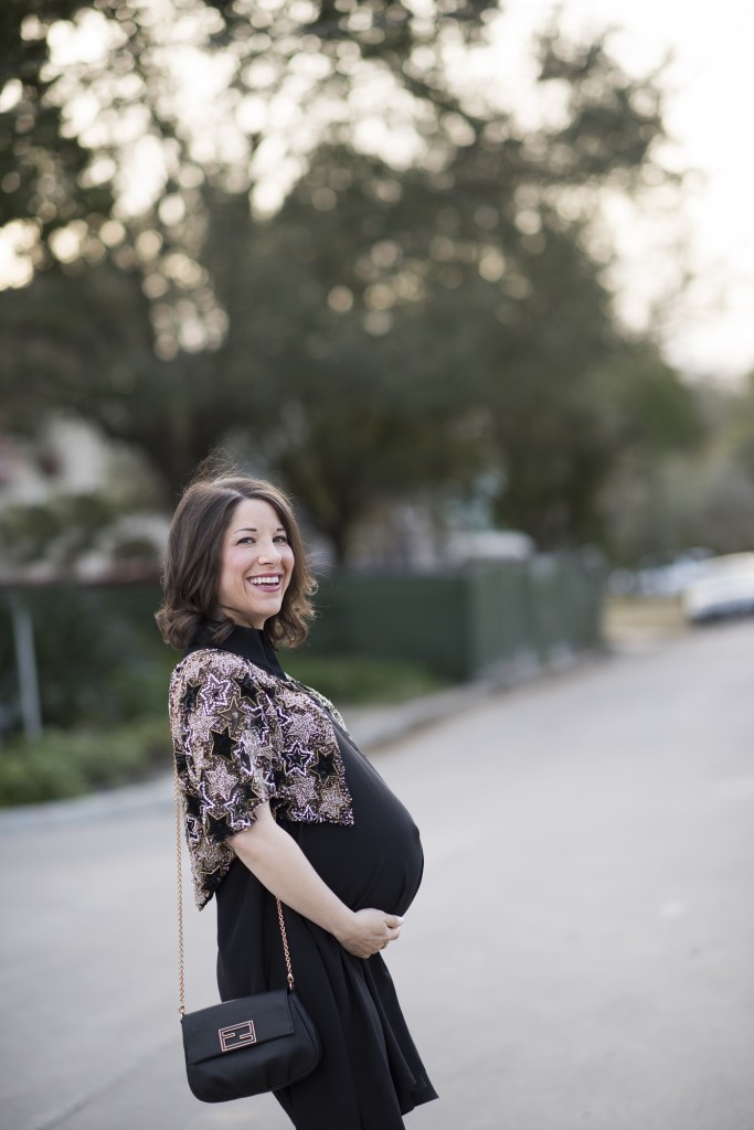 Maternity Fashion: Third Trimester Style | See how to get the look at blog.cuteheads.com