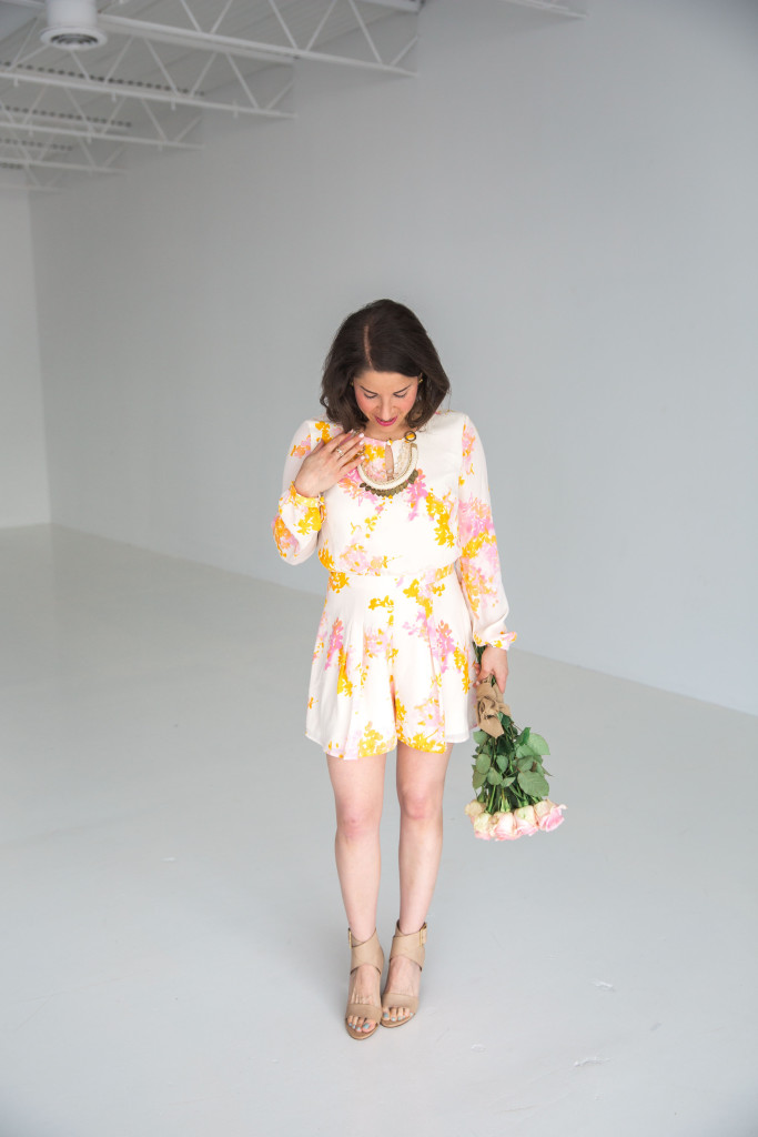 How to Wear a Floral Romper from Anthropologie with pink and orange flowers after you've had a baby