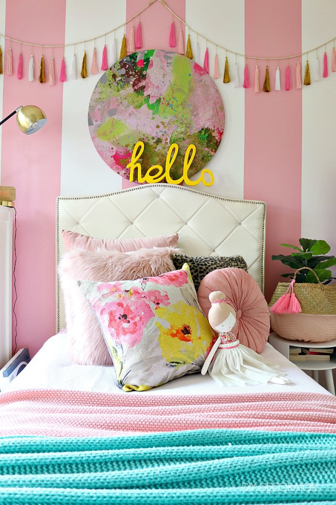 Pretty in pink bedroom|These Cool Kids Rooms Are So Amazing, You'll Want Them for Yourself 