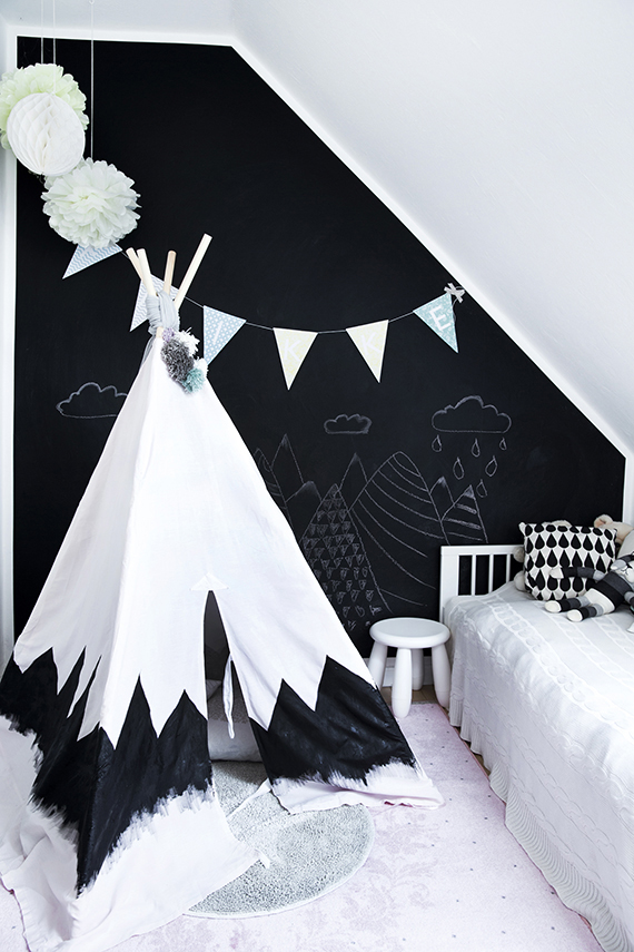 Black and white nursery |These Cool Kids Rooms Are So Amazing, You'll Want Them for Yourself 