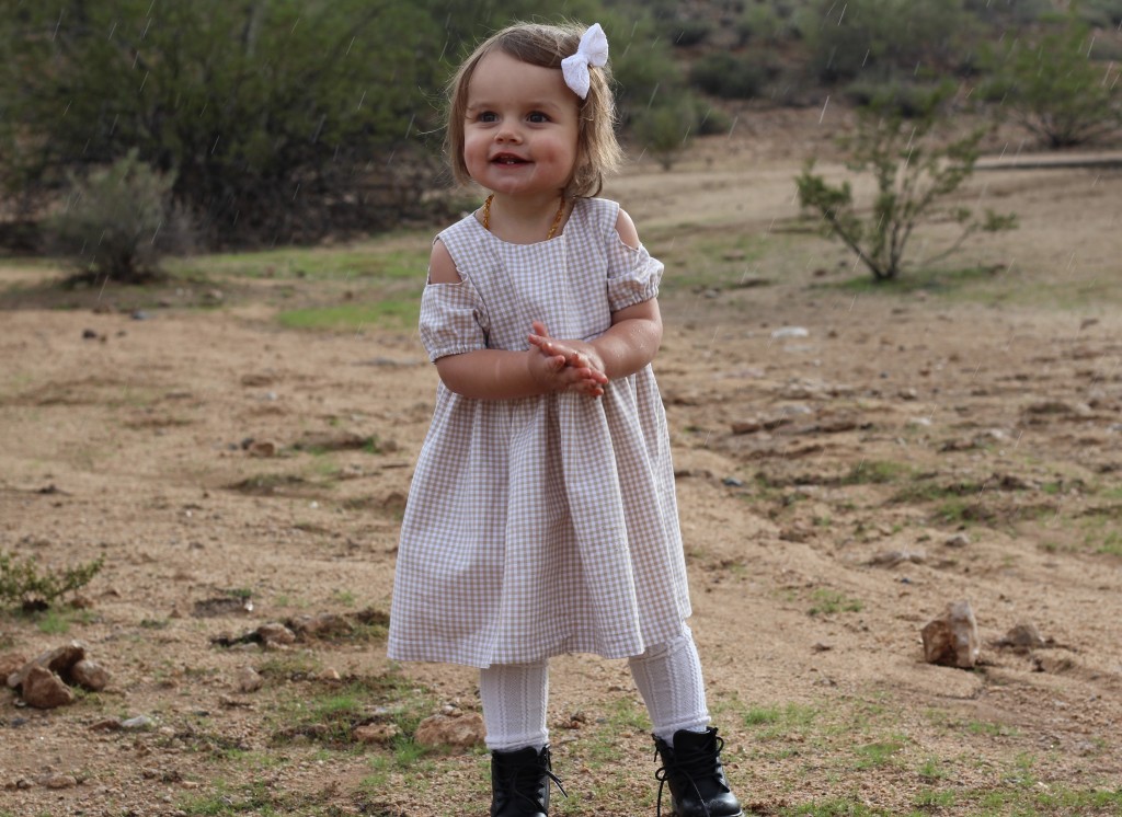 Desert Wandering with The Vintage Blonde in the cuteheads Cosette Cutout Dress