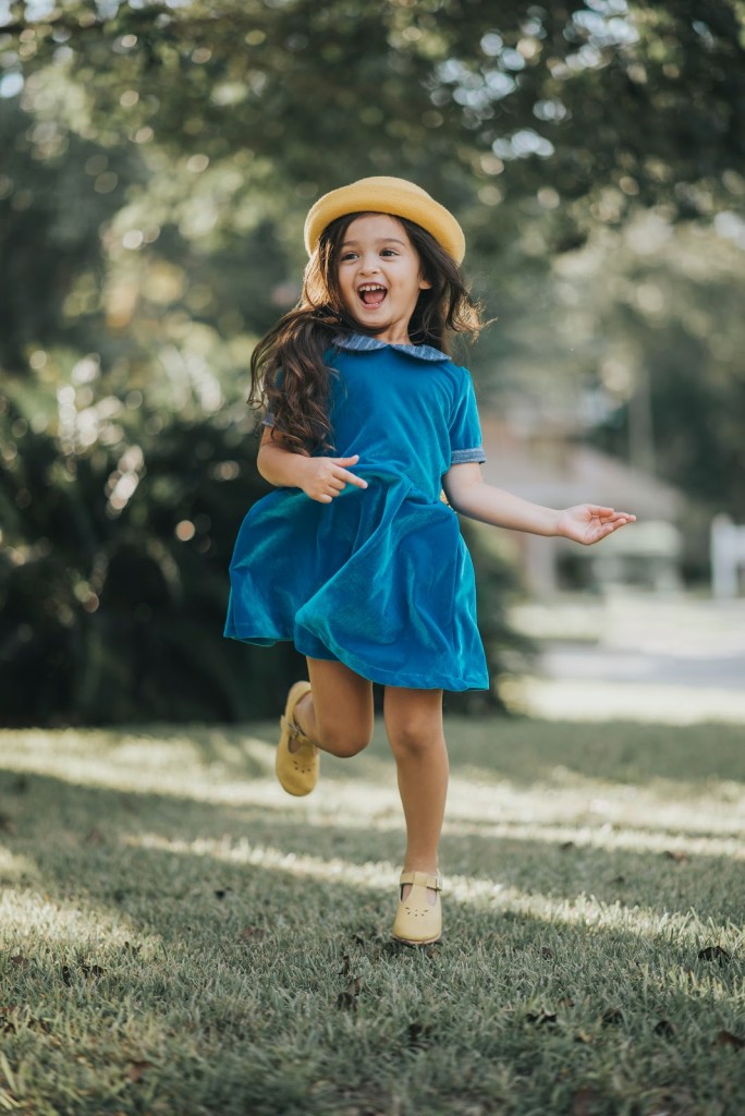 Girls blue velvet dress for Fall and Winter fashion. Only at cuteheads.com.