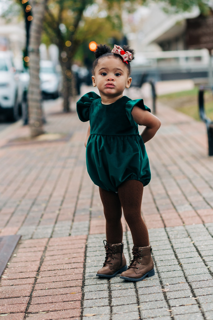 Little girl best sale green velvet dress