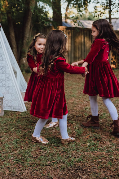 little girls red velvet dresses -- blog.cuteheads.com