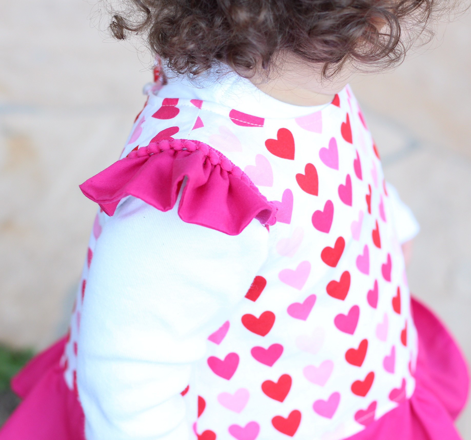 Kids valentines day outlet outfits